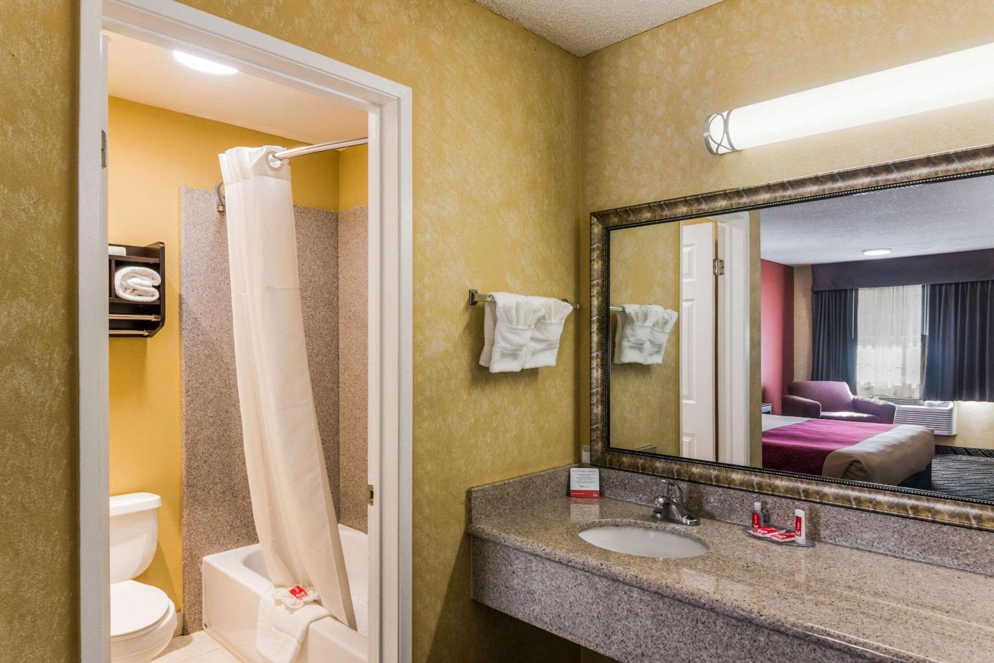 Econo Lodge Hesperia - Victorville I-15 Eksteriør bilde