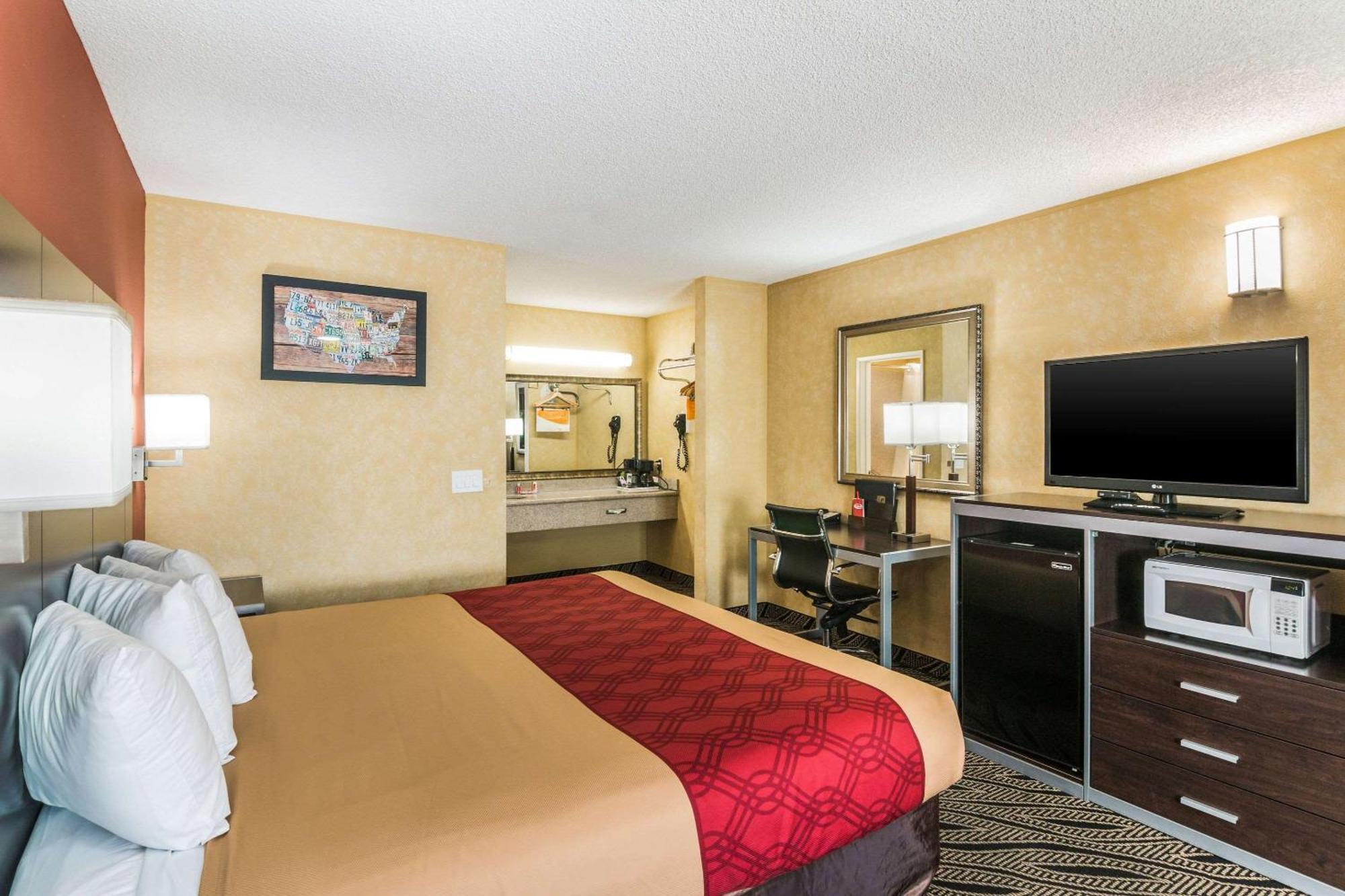 Econo Lodge Hesperia - Victorville I-15 Eksteriør bilde